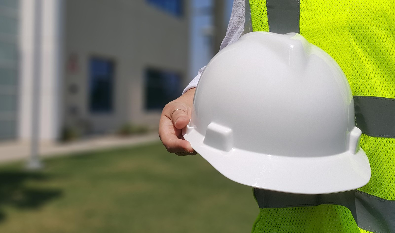 DPI: Casco o elmetto da lavoro?